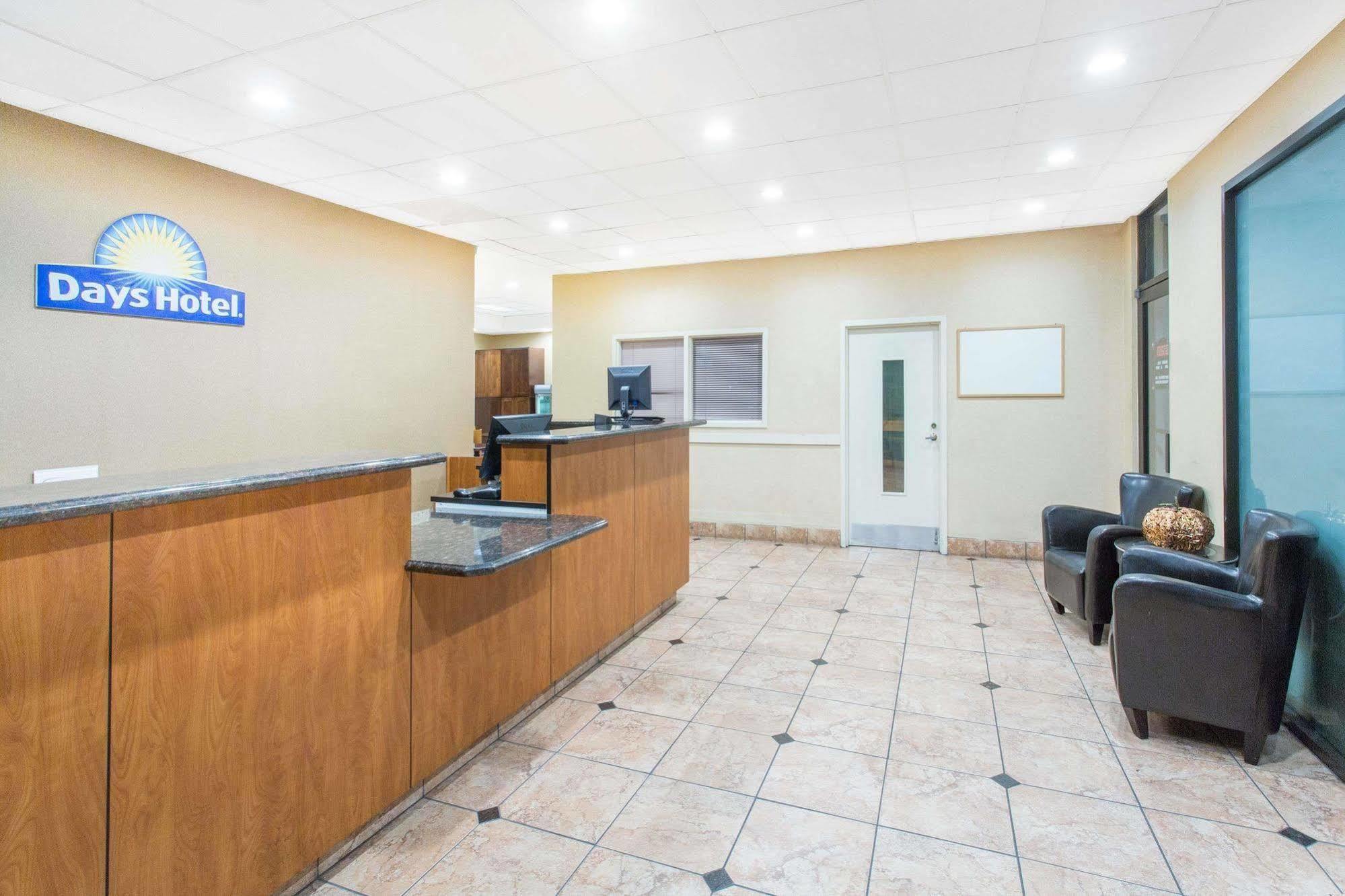 Days Hotel By Wyndham Oakland Airport-Coliseum Екстер'єр фото
