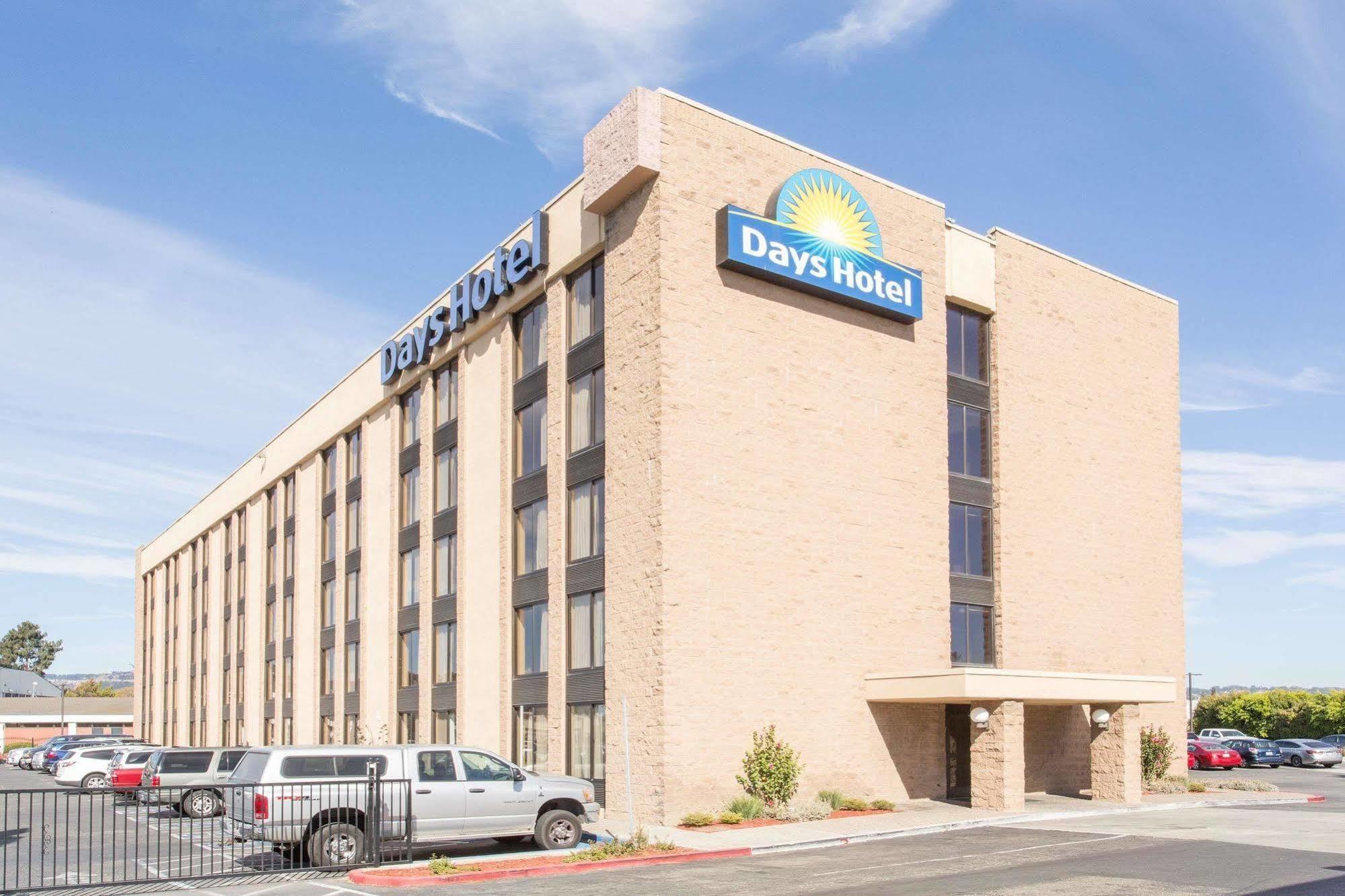 Days Hotel By Wyndham Oakland Airport-Coliseum Екстер'єр фото