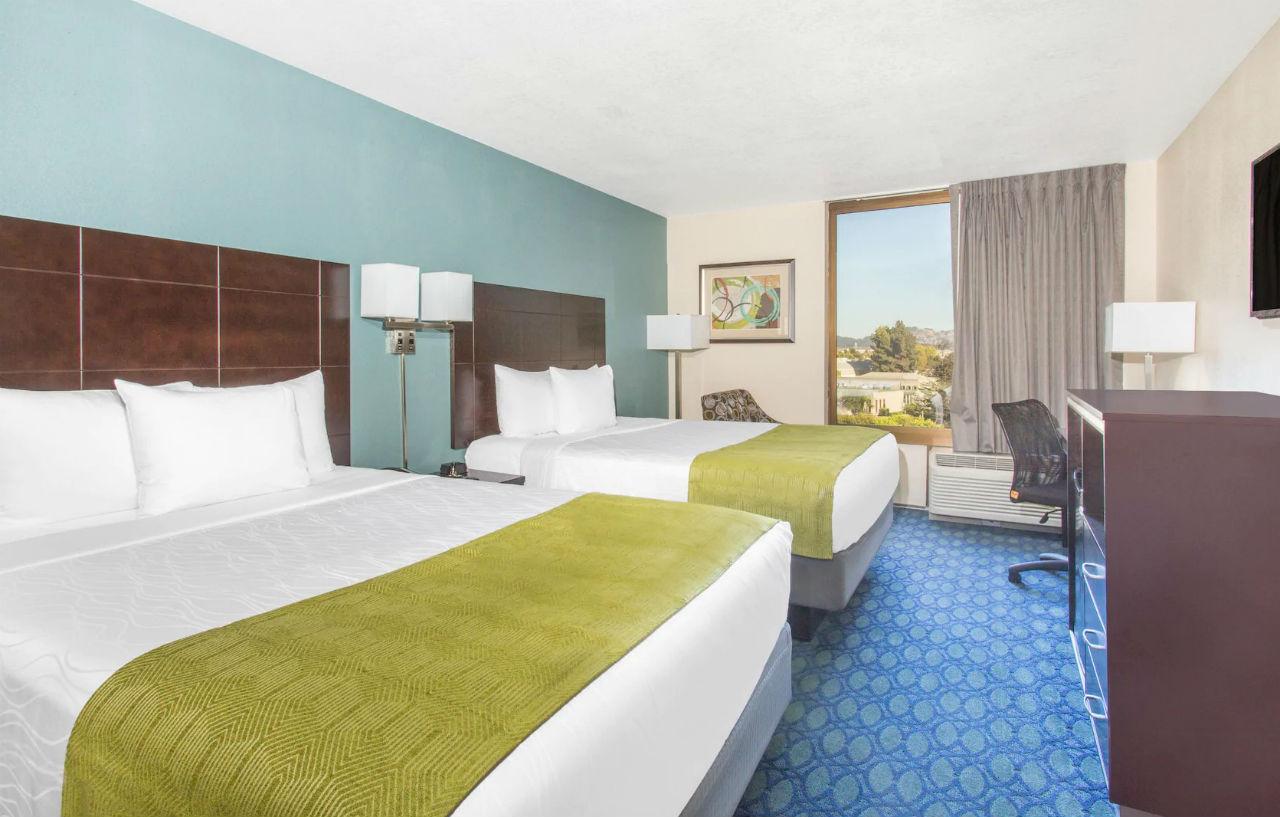 Days Hotel By Wyndham Oakland Airport-Coliseum Екстер'єр фото